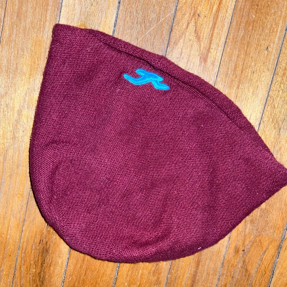 Hollister beanie